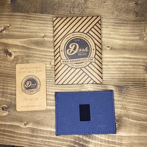 Dash navy blue wallet